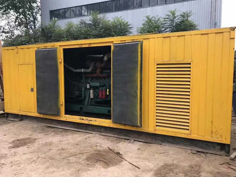 靖州柴油发电机组滤清器内充满机油但压力不足如何进行故障排查？