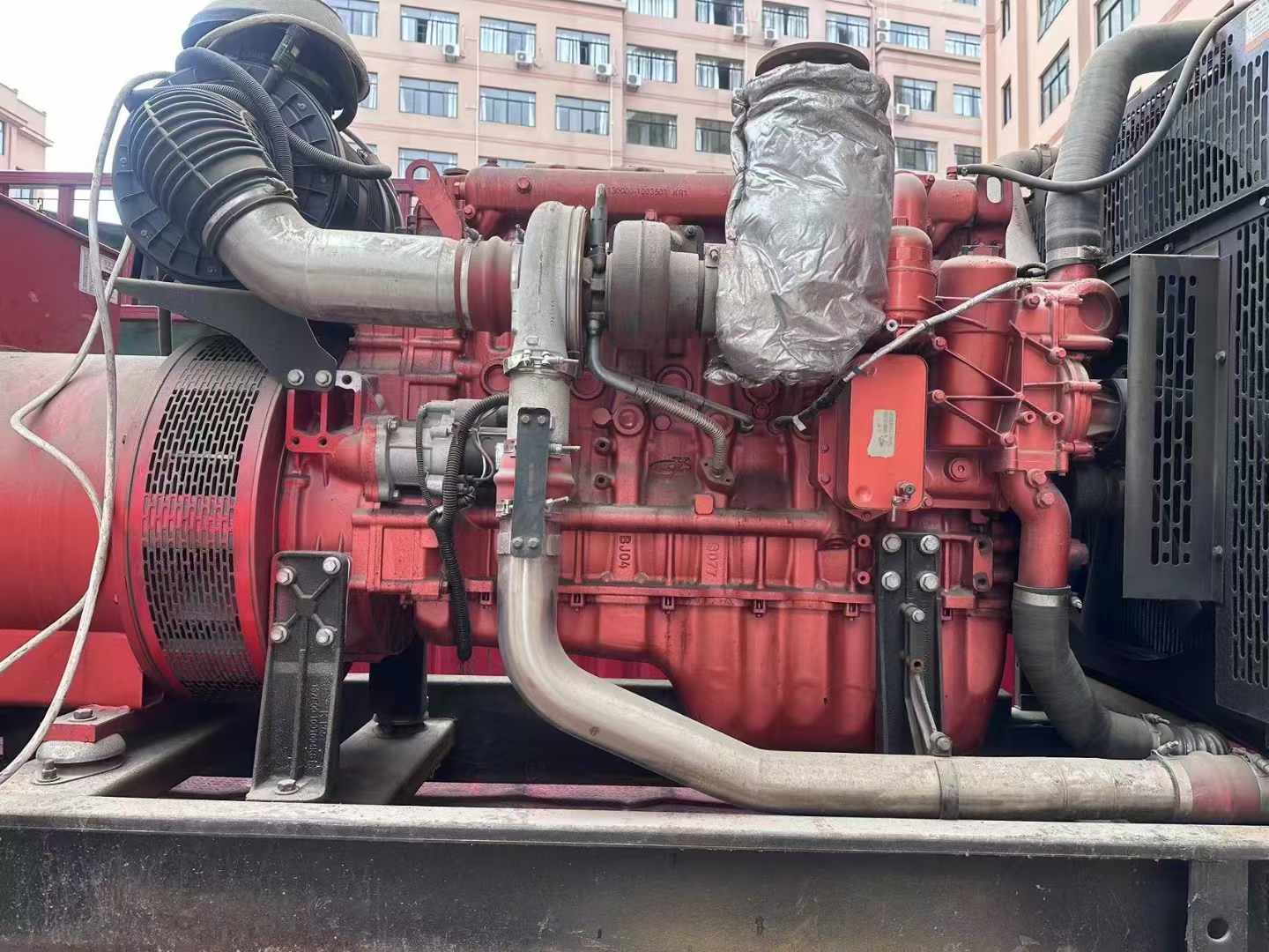 靖州如何选择适合 600kW 柴油发电机组的过载保护器？