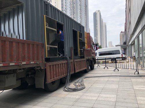 靖州柴油发电机空气滤清器在不同季节的更换周期是否有差异？